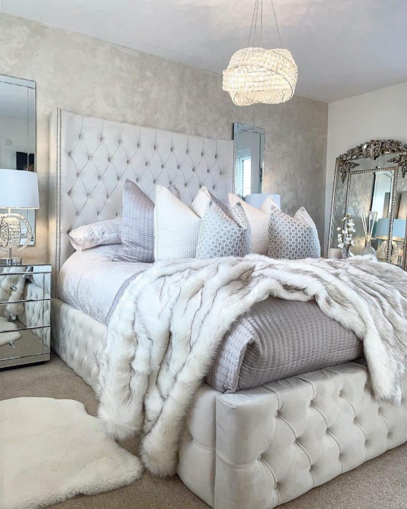 Phoenix Bed
